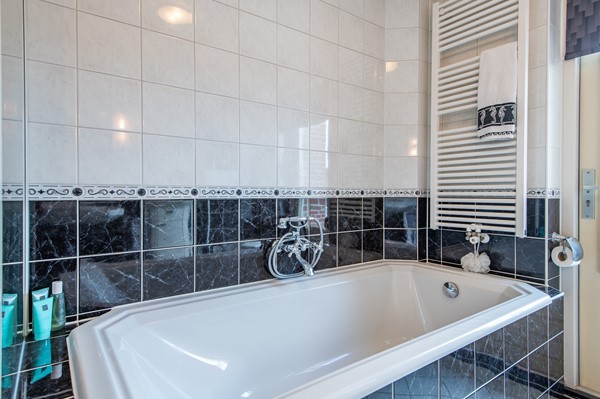 Medium property photo - Lisserdijk 30, 2158 LV Buitenkaag